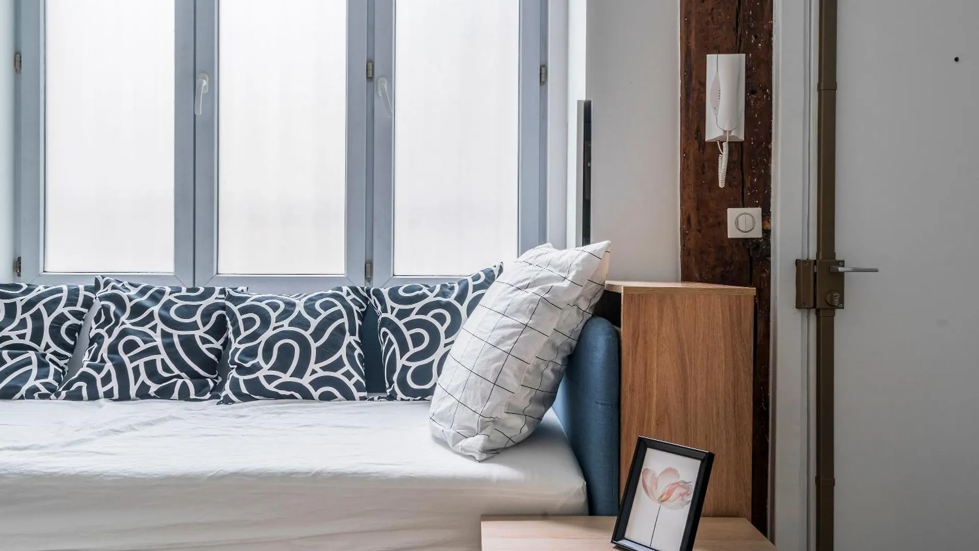 Merryland Chatelet Apartment