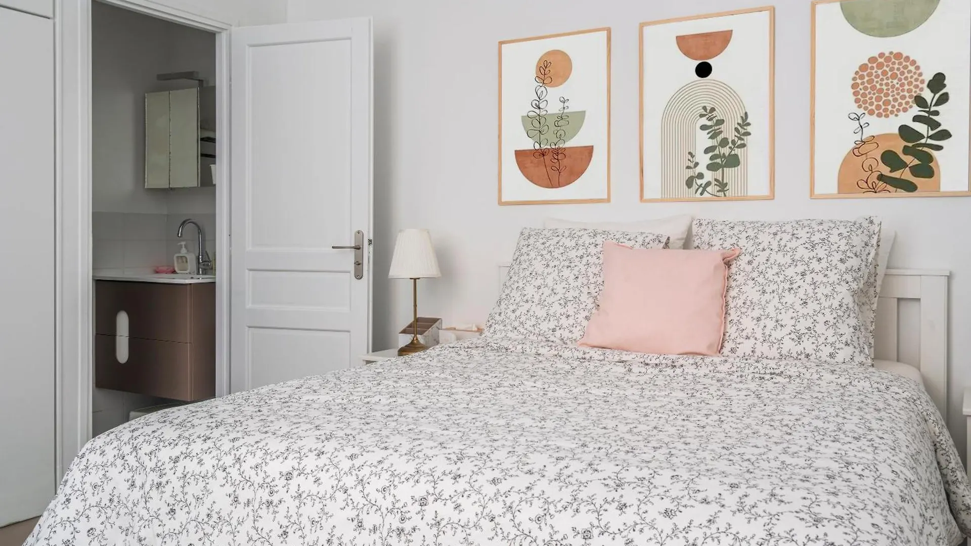 Merryland Chatelet Apartment Paris